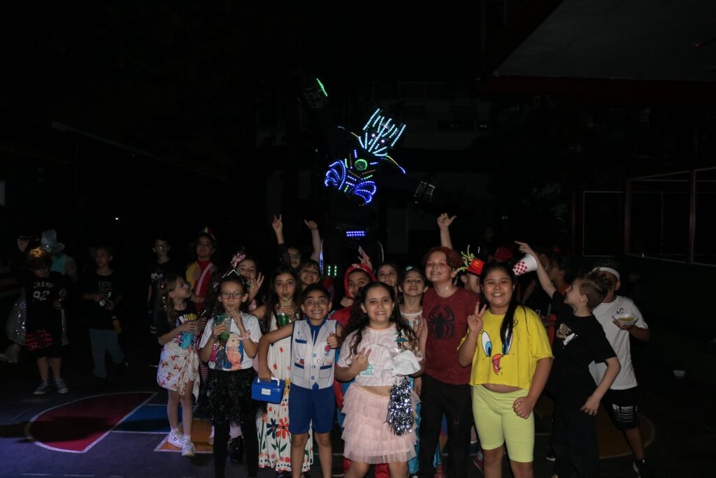 Instagram post from colegioclip. This post is in position 15.