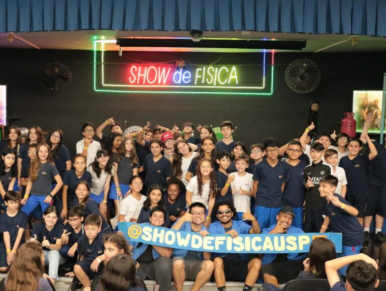 Instagram post from colegioclip. This post is in position 10.